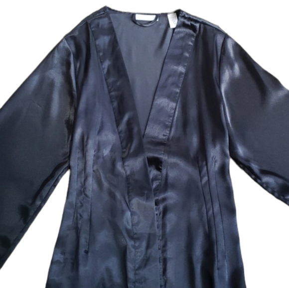 Vintage Valerie Stevens Full Length Glossy Black Kimono Floral Lace Robe - Picture 2 of 10